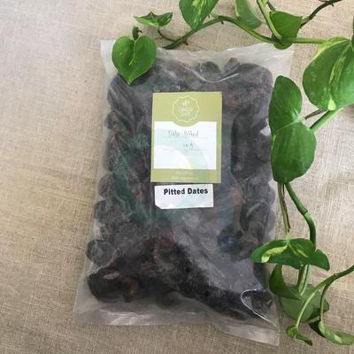 Dates, Pitted, 1Kg